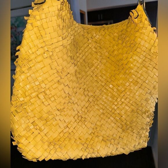 ETIENNE AIGNER
Irena Messenger Bag yellow NWOT - Picture 7 of 10